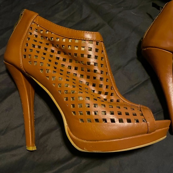 CHECK THESE OUT! 💙 Charming Charlie’s Perforated Peep Toe Booties💙 - Picture 1 of 7